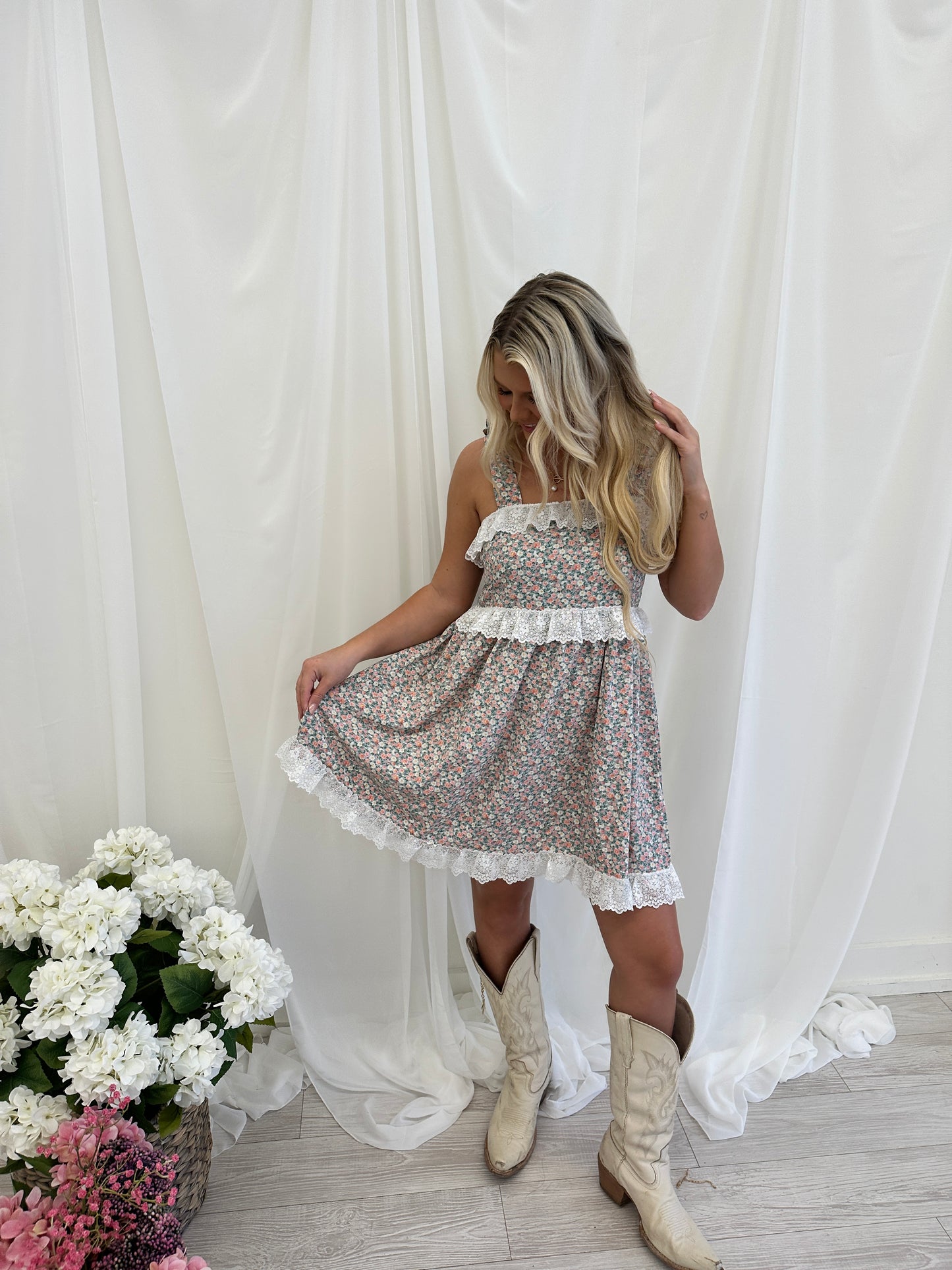 avery dress