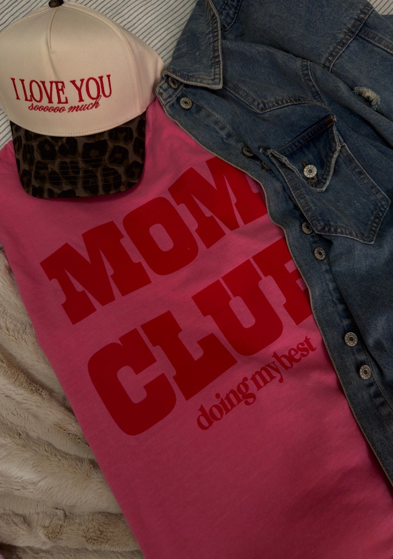 MOM CLUB tee