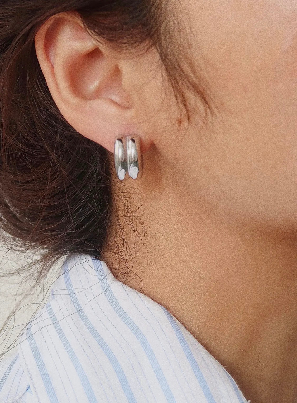 silver double hoop earrings