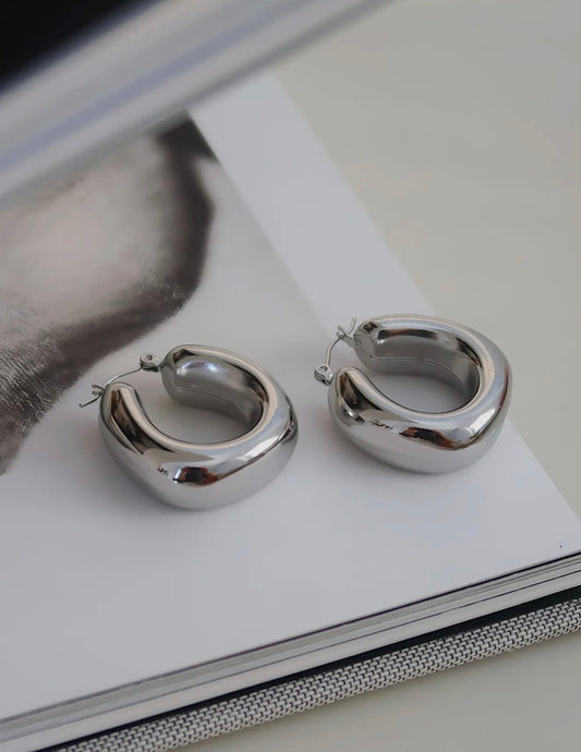 thick hoop earrings - silver